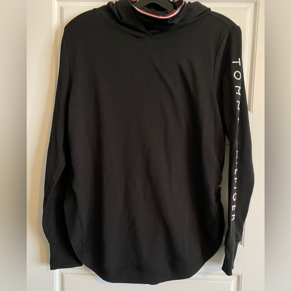 Tommy Hilfiger small long sleeve hooded top - Picture 1 of 8